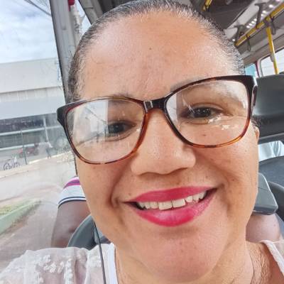 Ruth L ia Oliveira