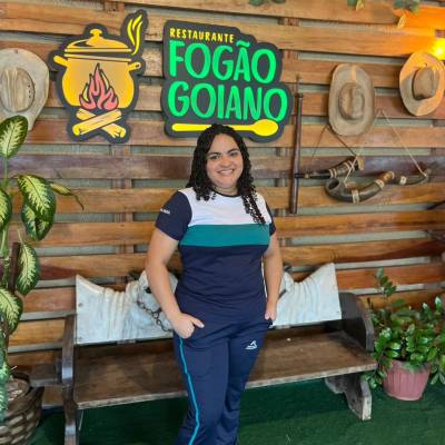 Jhuliane Castro Souza